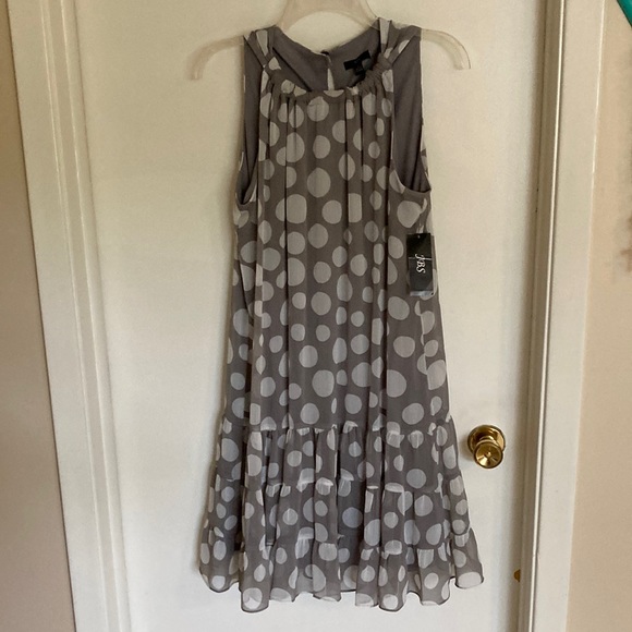 J.B.S. Dresses & Skirts - NWT beautiful dress size 12